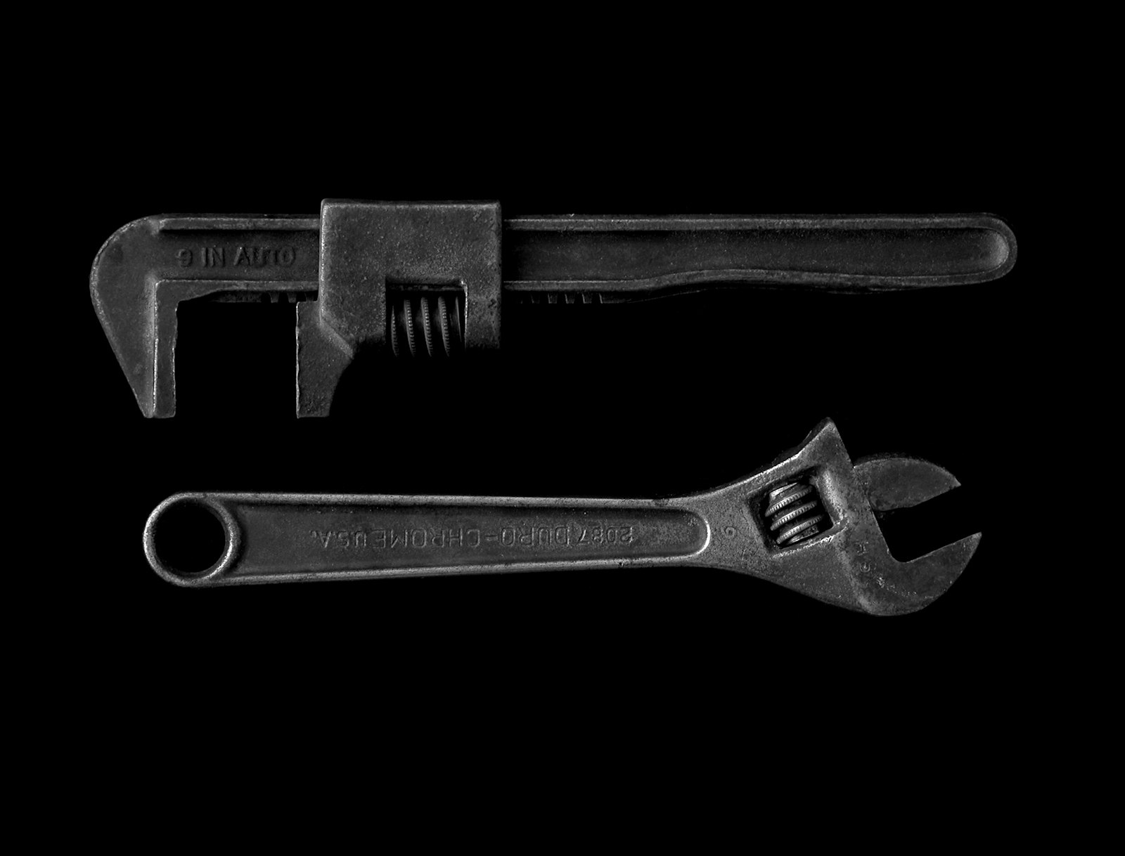 Adjustable spanner and pipe wrench